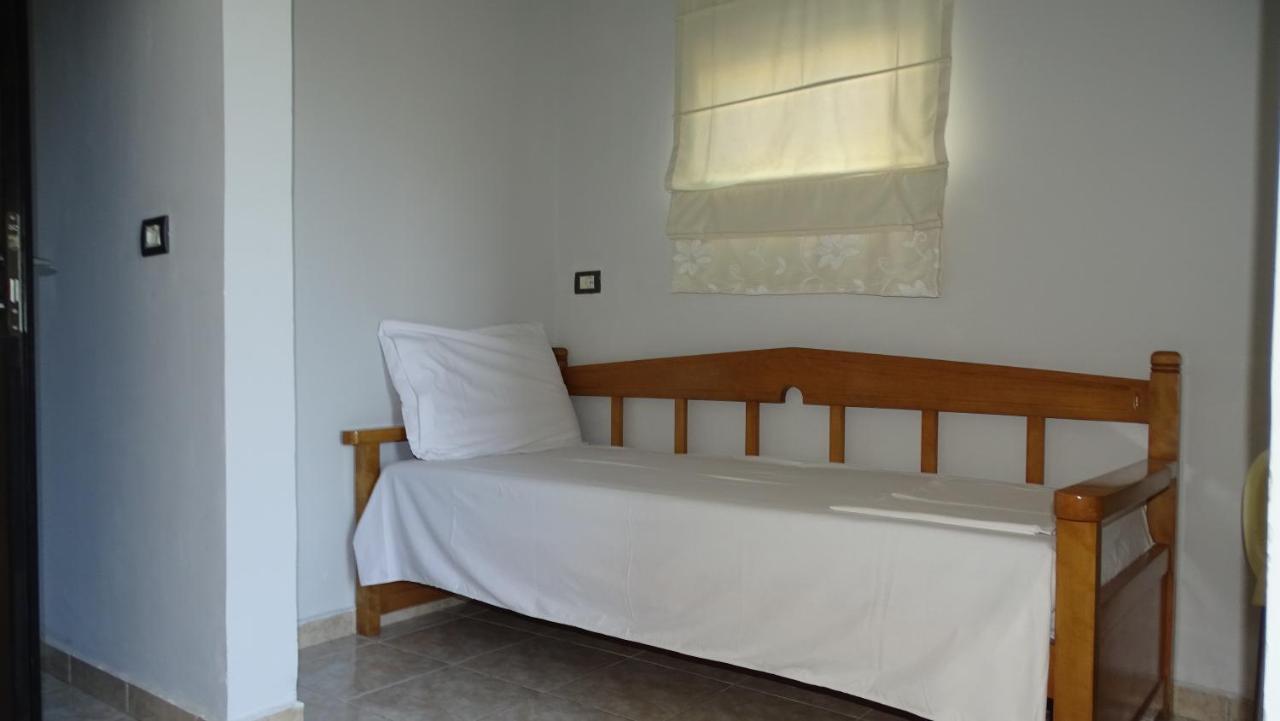 Hotel Ardiani Ksamil Exterior photo