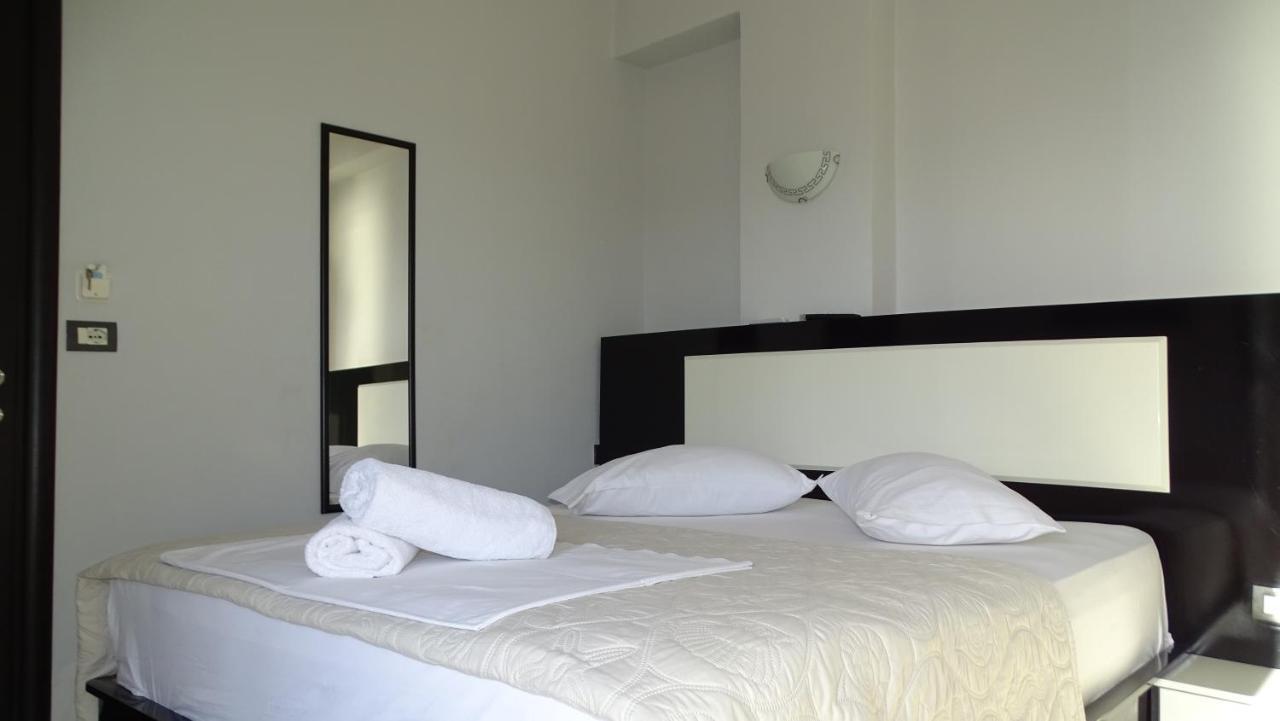 Hotel Ardiani Ksamil Exterior photo