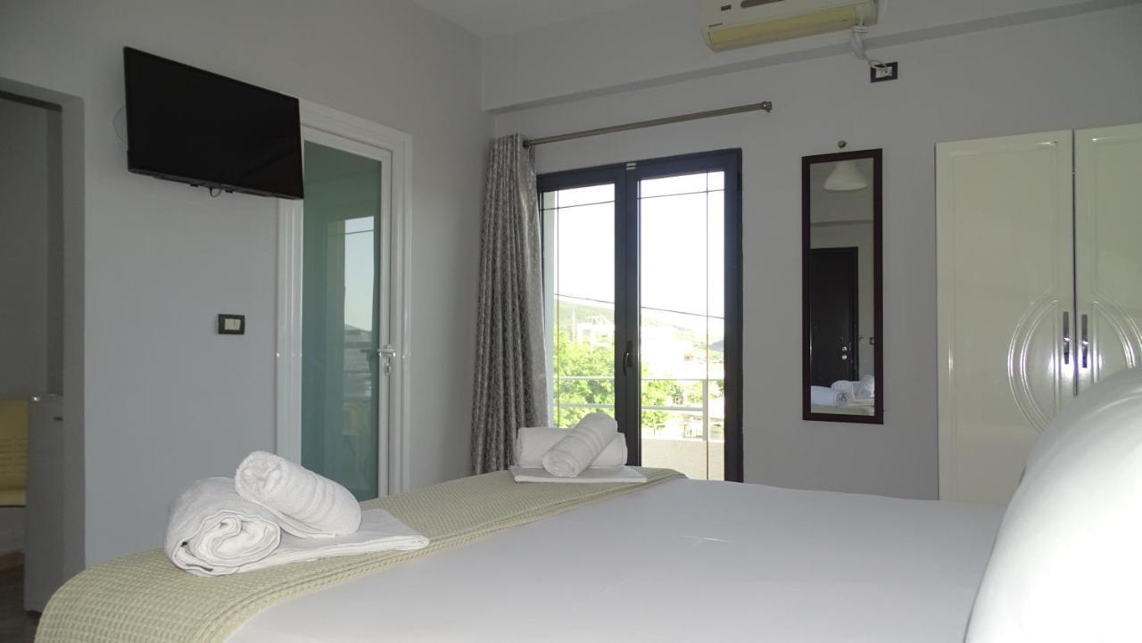 Hotel Ardiani Ksamil Exterior photo